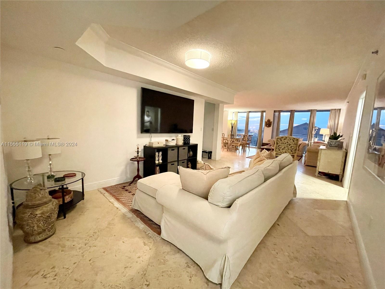 Beautiful Condo
